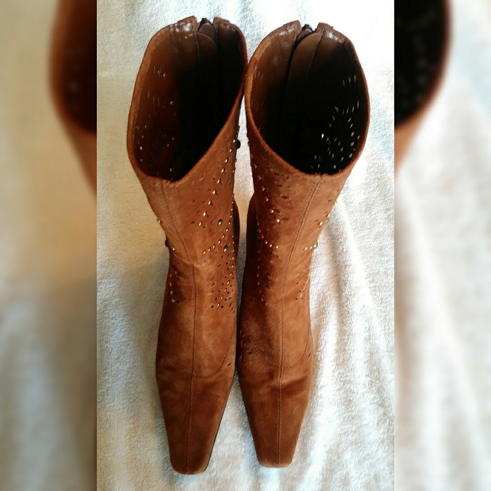 Enzo Angiolini laser cut suede & studded.boots - Picture 2 of 8